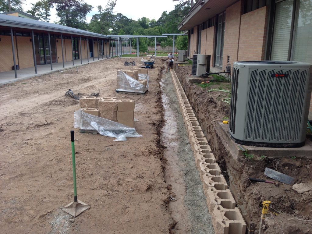 walls and retaining wall 11